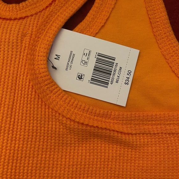 NWT. $36R Body & Sol Henley Crop Tank. Size M - Picture 7 of 7